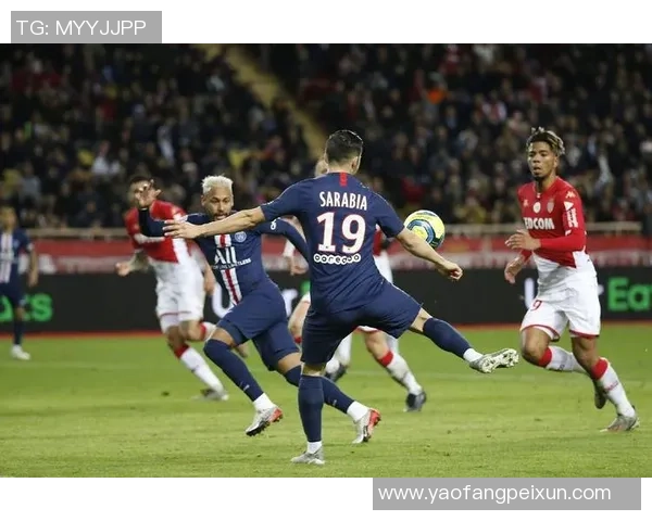 西甲激战AC米兰逆转巴黎圣日耳曼绝杀瞬间点燃全场激情