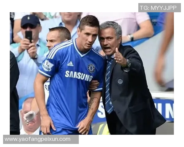 德甲焦点战：拜仁轻取巴萨乌龙球成比赛转折点战术解析